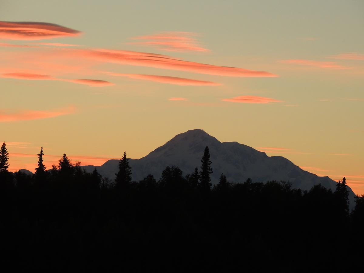 Falcon'S Nest Bed And Breakfast Talkeetna Exterior foto